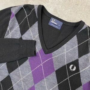 Fred Perry Argyle V Neck Merino Wool Sweater Black Purple Grey Mens Medium